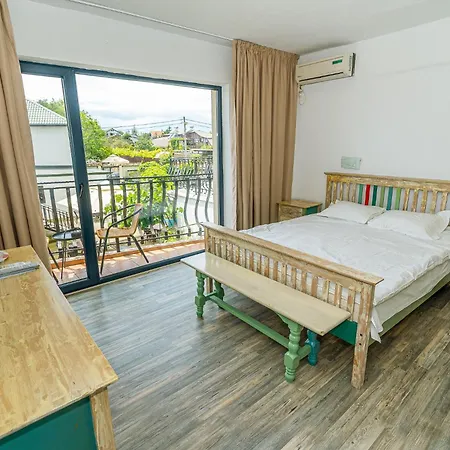 La Frontiera Homestay *